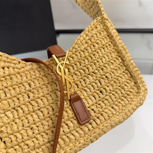 2026224174915328 710